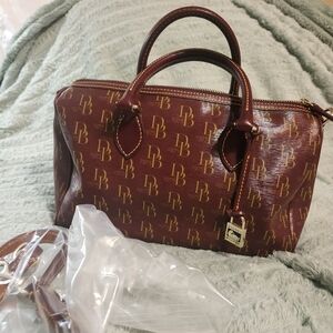 Dooney &Bourke Burgundy Leather Handbag